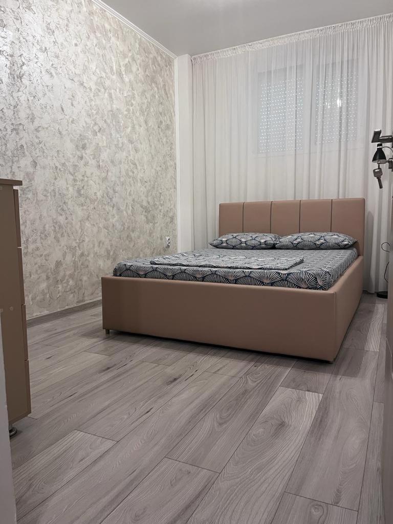 Modern & Elegant Apartment *